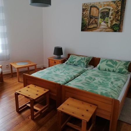 Mosel-Ferienwohnung Bewo Bernkastel-Kues Bagian luar foto