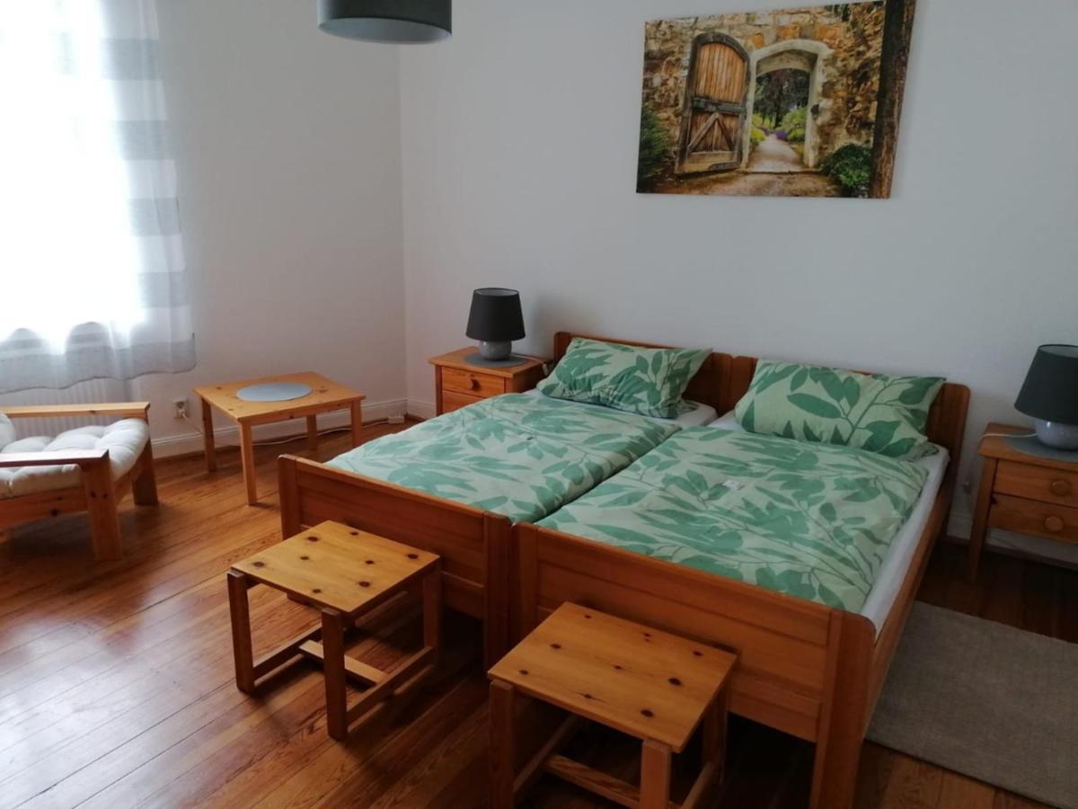 Mosel-Ferienwohnung Bewo Bernkastel-Kues Bagian luar foto